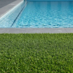 Pavimentazione antitrauma a bordo piscina: comfort, sicurezza e durata