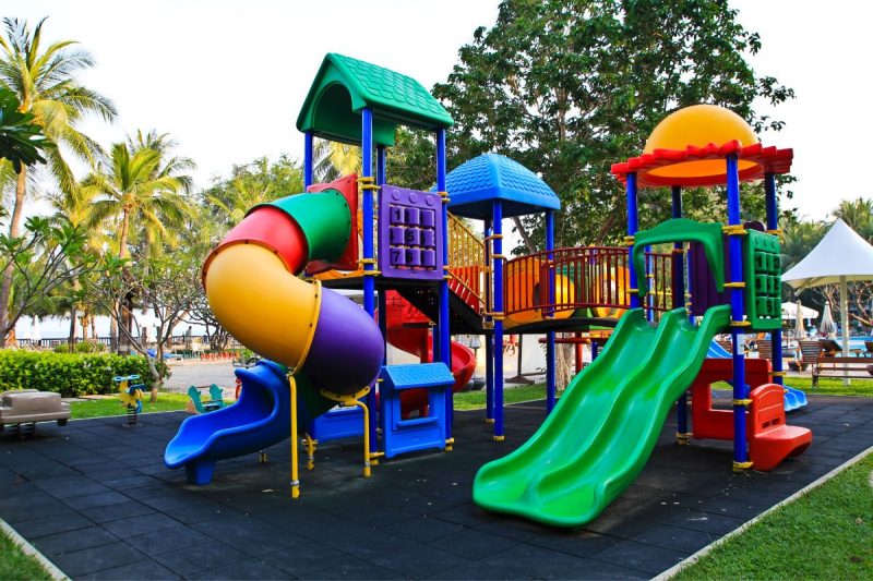 Pavimenti Di Sicurezza Per Parco Giochi Per Bambini